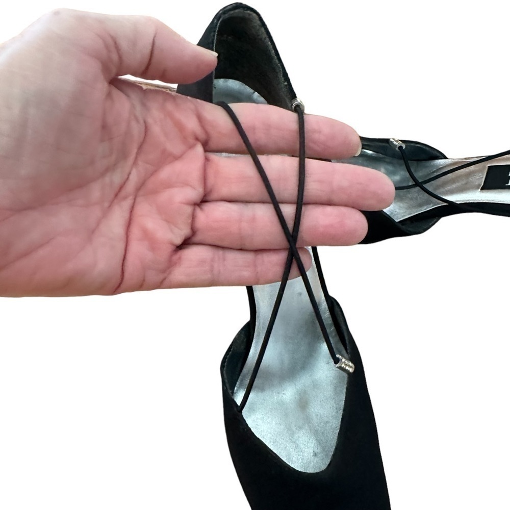 Stuart Weitzmen black fabric heels - Picture 8 of 10